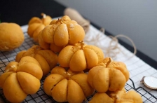 images/easyblog_shared/Recipes/b2ap3_thumbnail_Andres-Fatso---BakedbyAndres---cinnamon-pumpkin-buns-.jpg