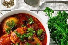 images/easyblog_shared/Recipes/b2ap3_thumbnail_Braised_chicken_with_tomatoes_and_olives_1643x2191_JPG-Low-Res.jpg