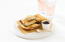 images/easyblog_shared/Recipes/b2ap3_thumbnail_jaffle-turkey-brie-and-cranberry.jpg