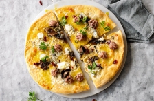 images/easyblog_shared/Recipes/b2ap3_thumbnail_salsiccia-with-porcini-mushrooms-and-gorgonzola-pizza.jpg